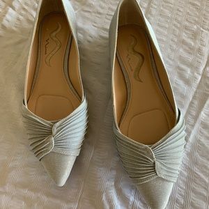 Nina Flats color silver